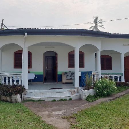 Residence Callens Kribi Buitenkant foto