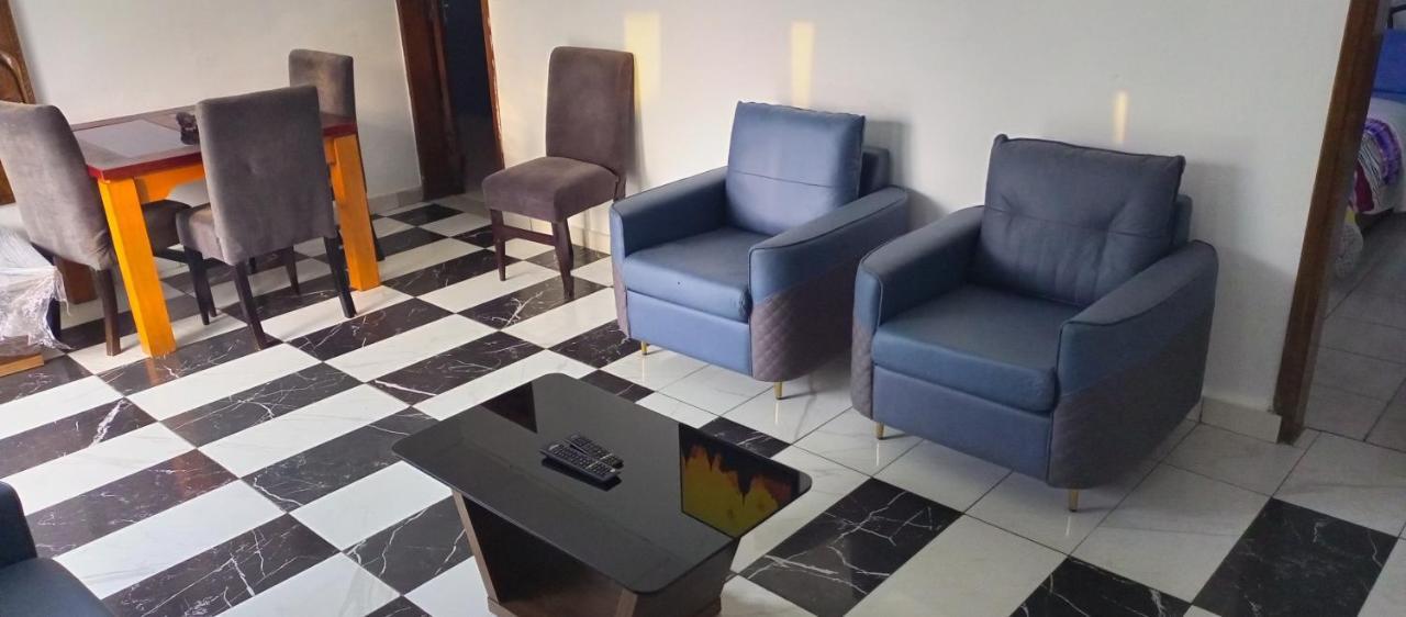 Residence Callens Kribi Buitenkant foto